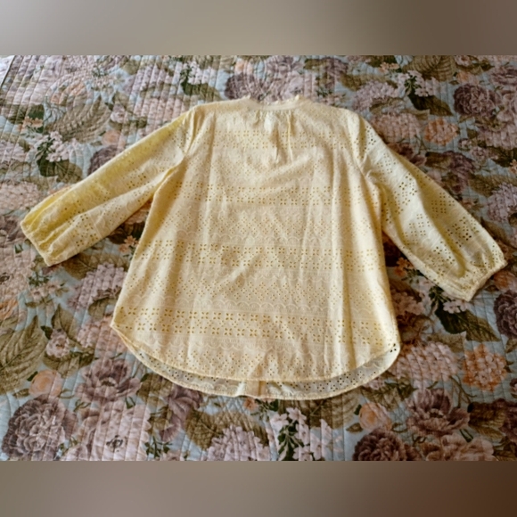 Talbots Yellow Eyelet Button-Front Tunic, Size L - Picture 9 of 16